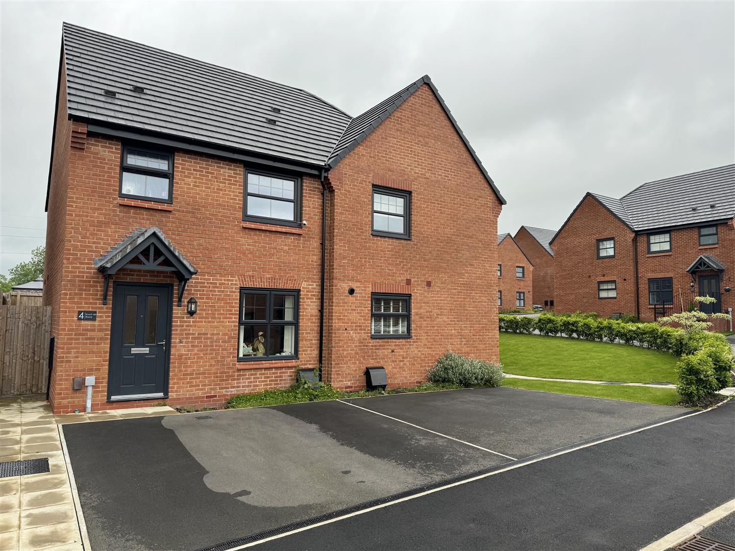 Knott Hill Road, AshtonUnderLyne Home Estate Agents